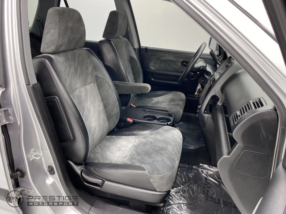 2003 Honda CR-V 2nd Gen - Image 16 of 21