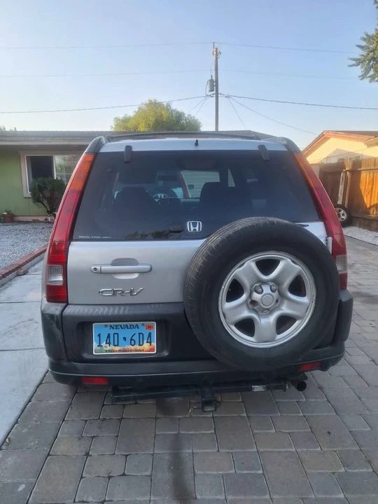 2003 Honda CR-V 2nd Gen - Image 5 of 8