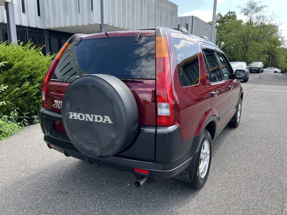 2003 Honda CR-V 2nd Gen - Image 10 of 31