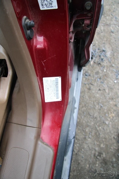 2003 Honda CR-V 2nd Gen - Image 13 of 21