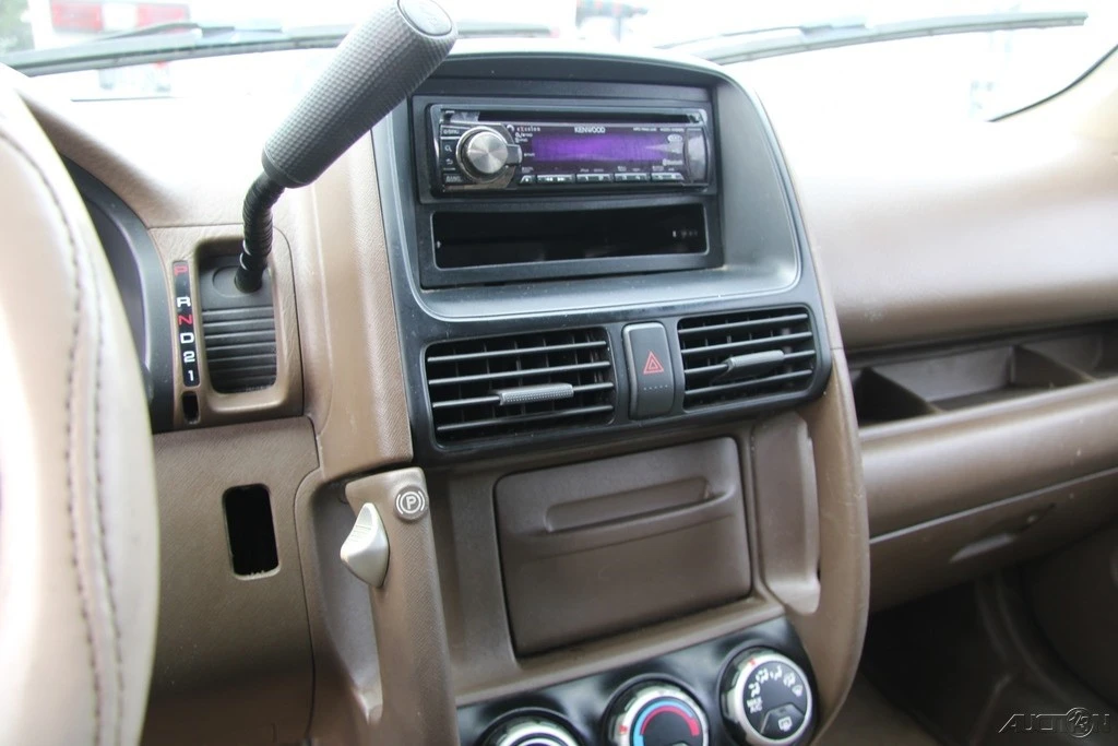 2003 Honda CR-V 2nd Gen - Image 19 of 21