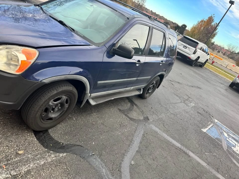 2003 Honda CR-V 2nd Gen - Image 4 of 4