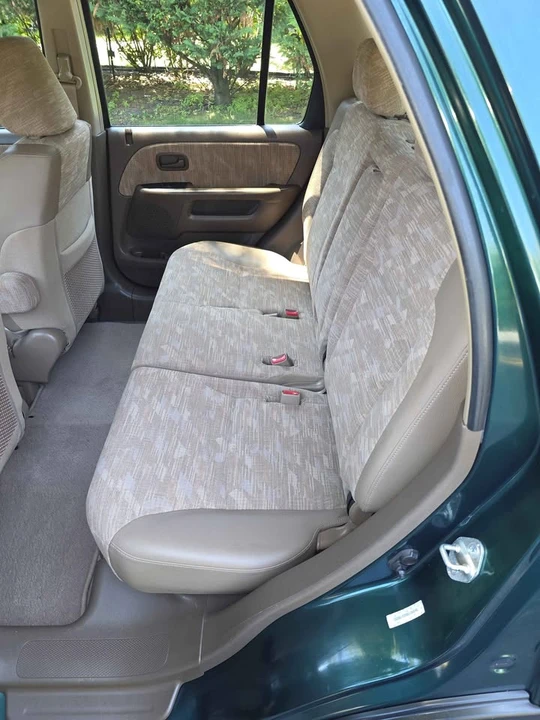 2003 Honda CR-V 2nd Gen - Image 8 of 18