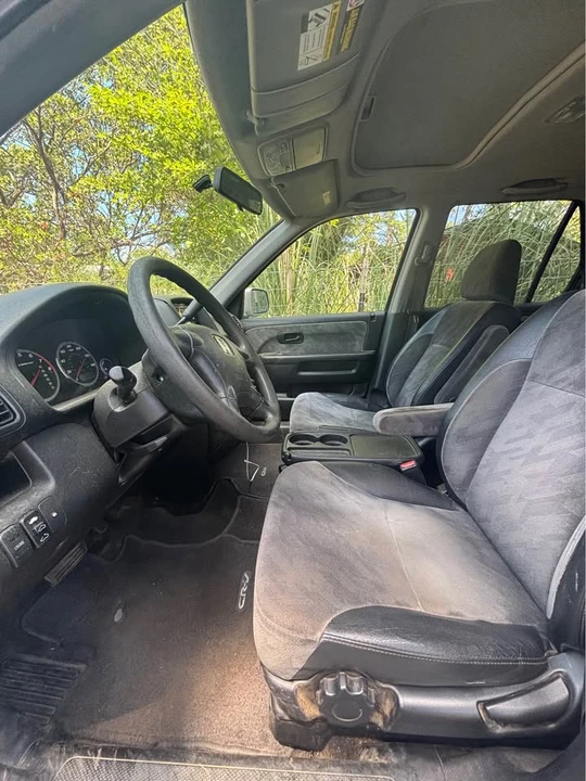 2003 Honda CR-V 2nd Gen - Image 5 of 10