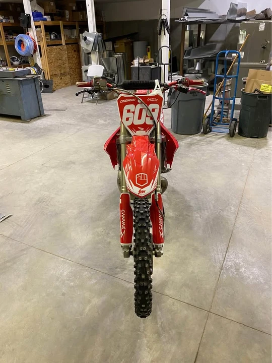 2003 Honda CR - Image 3 of 4
