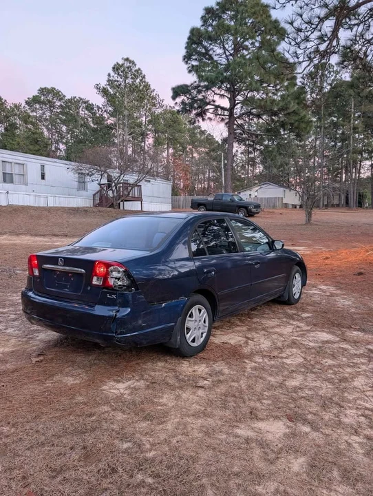 2003 Honda Civic 7th Gen - Image 2 of 7