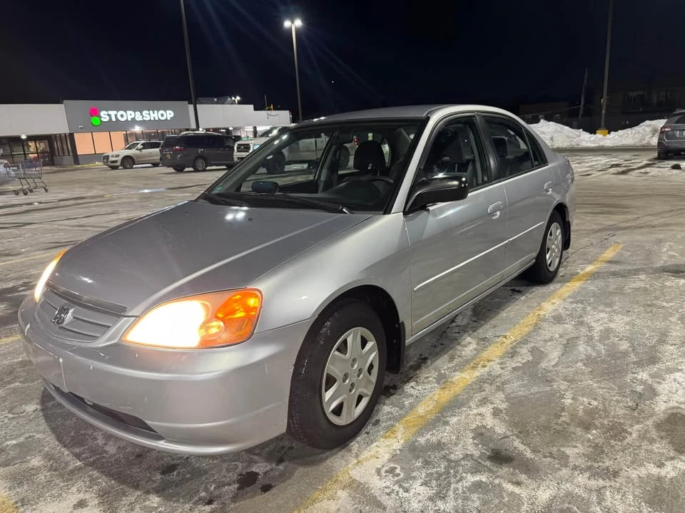 2003 Honda Civic 7th Gen - Image 2 of 7