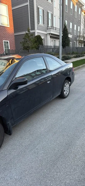 2003 Honda Civic 7th Gen - Image 2 of 9