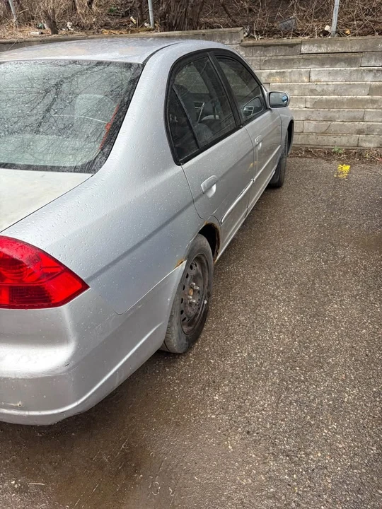 2003 Honda Civic 7th Gen - Image 8 of 8