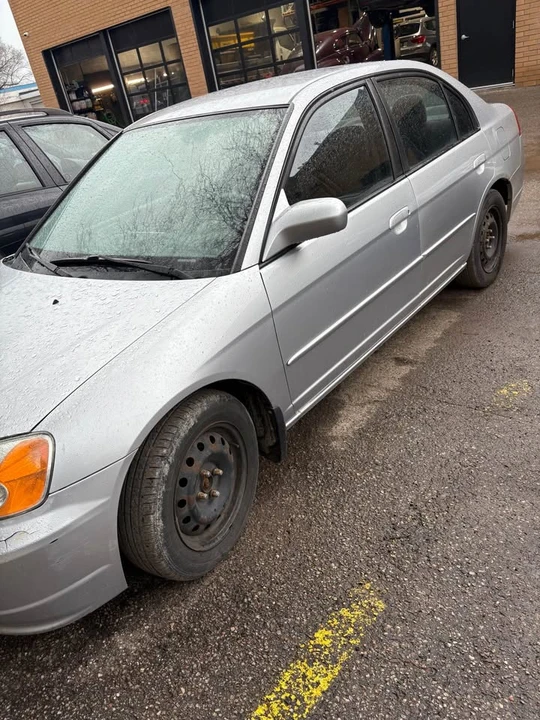 2003 Honda Civic 7th Gen - Image 6 of 8