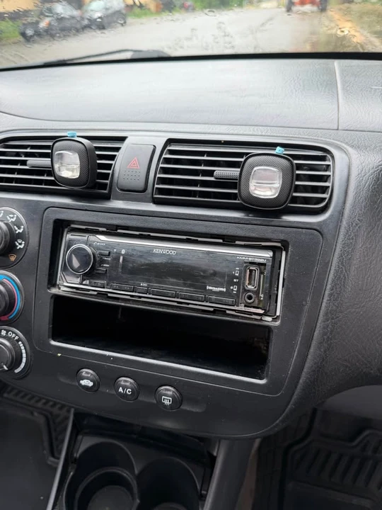 2003 Honda Civic 7th Gen - Image 6 of 8