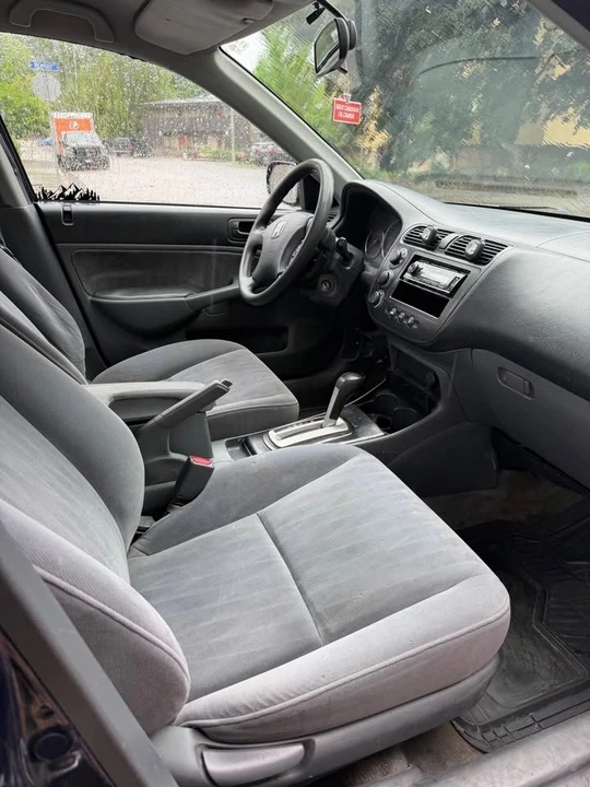 2003 Honda Civic 7th Gen - Image 3 of 8