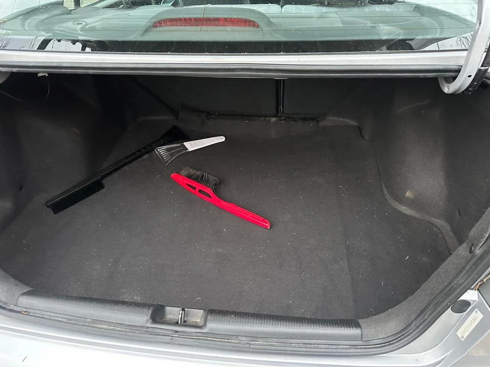 2003 Honda Civic 7th Gen - Image 8 of 9