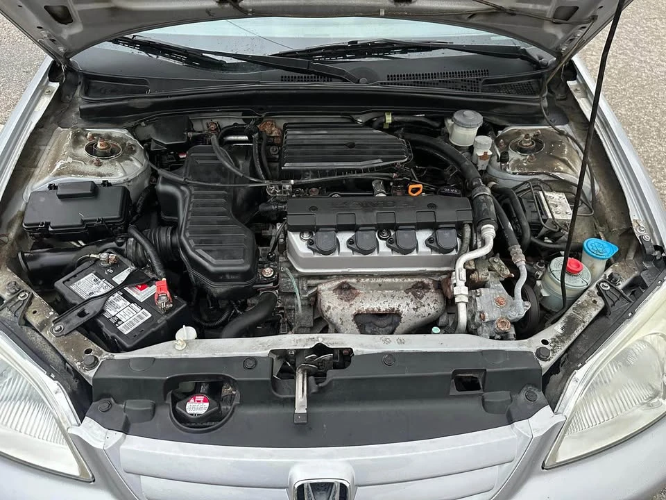 2003 Honda Civic 7th Gen - Image 7 of 9