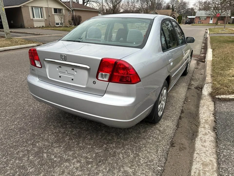 2003 Honda Civic 7th Gen - Image 3 of 9