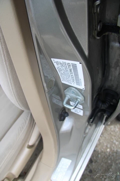 2003 Honda Civic 7th Gen - Image 11 of 21