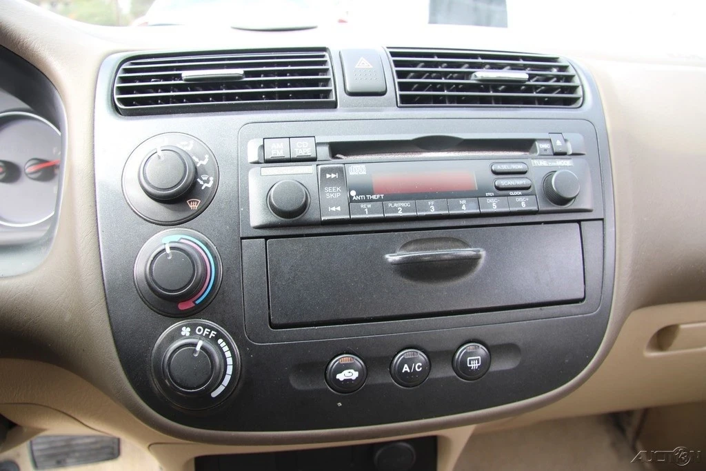 2003 Honda Civic 7th Gen - Image 16 of 21