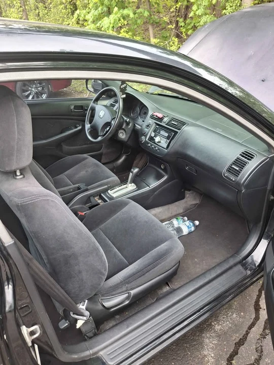 2003 Honda Civic 7th Gen - Image 4 of 11