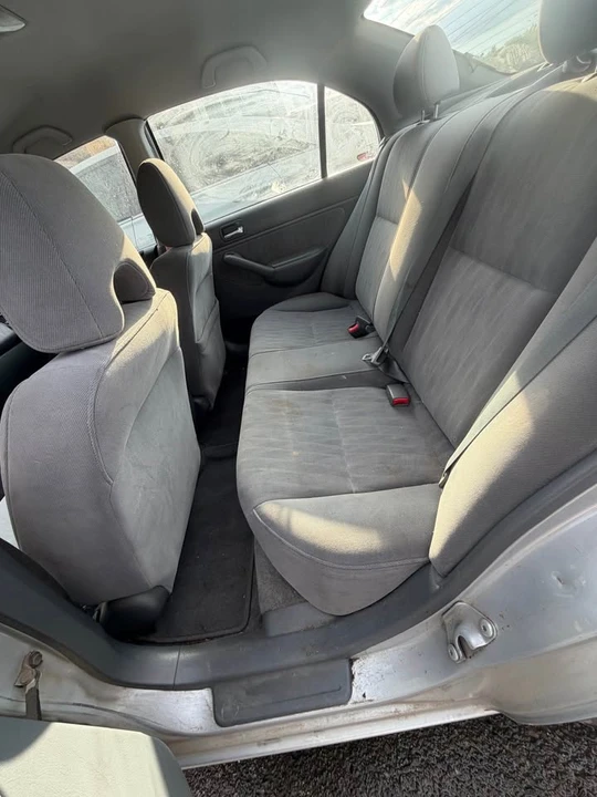 2003 Honda Civic 7th Gen - Image 3 of 8