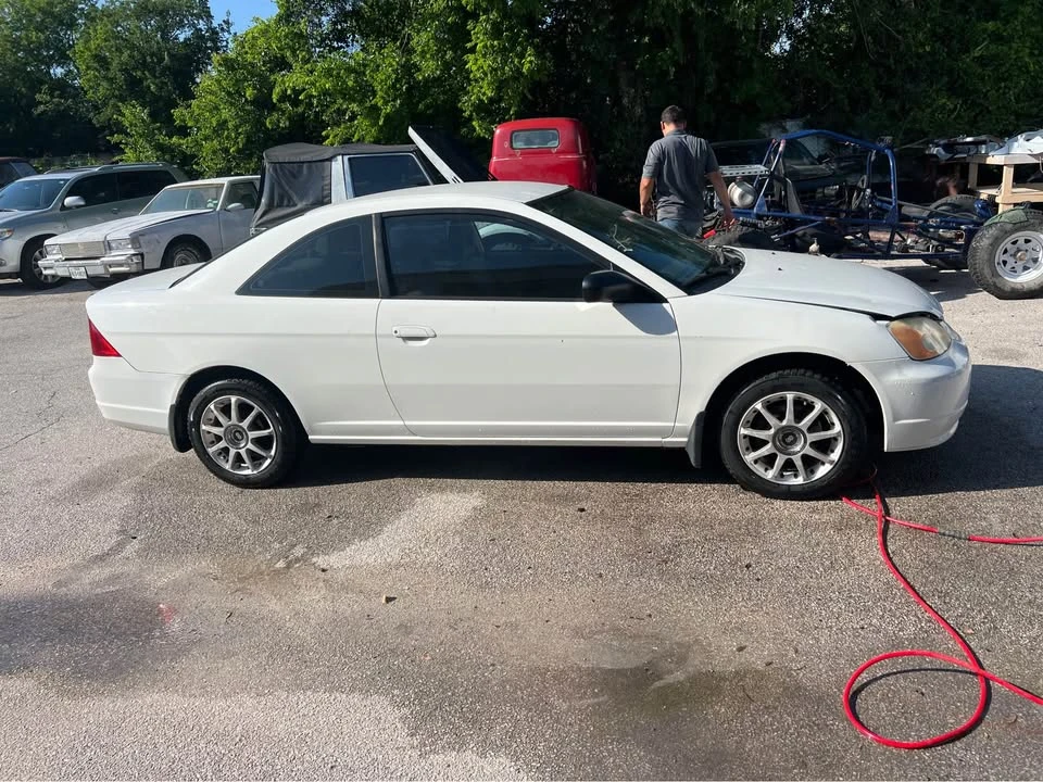 2003 Honda Civic 7th Gen - Image 3 of 4