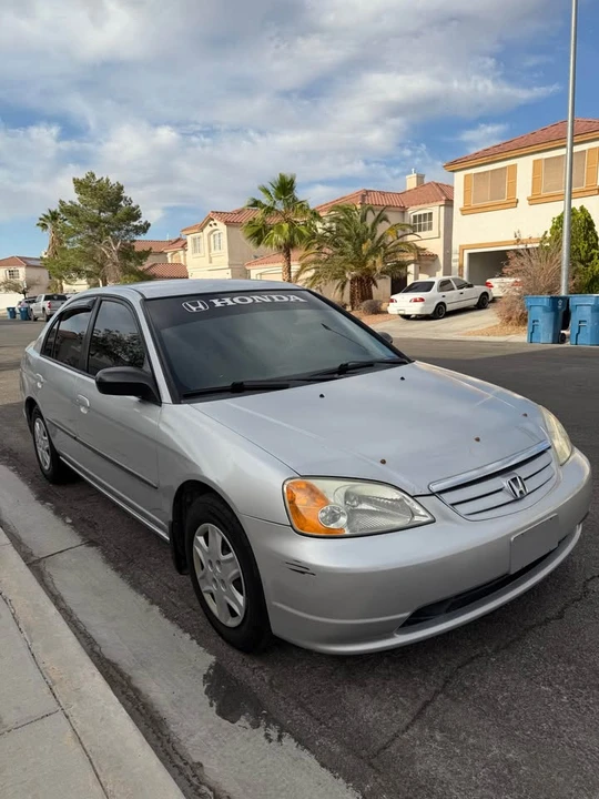 2003 Honda Civic 7th Gen - Image 2 of 12