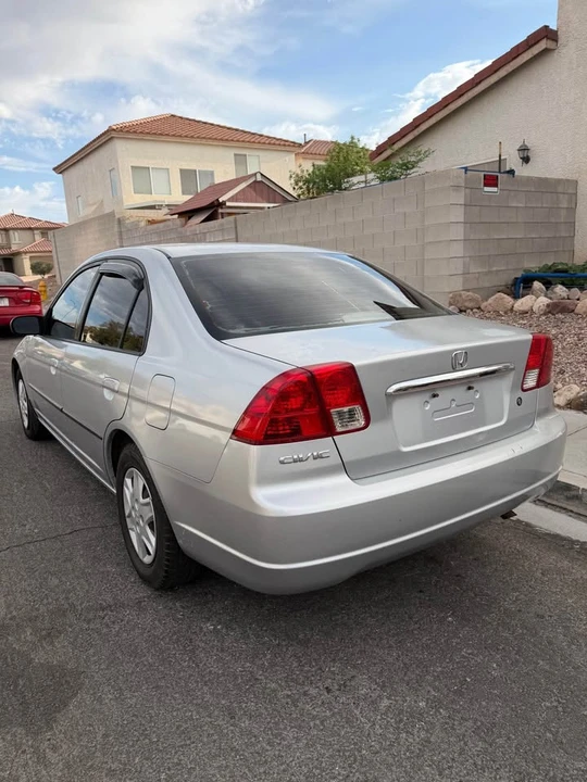 2003 Honda Civic 7th Gen - Image 5 of 12