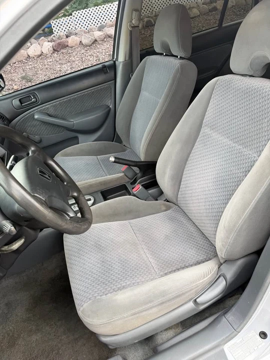 2003 Honda Civic 7th Gen - Image 8 of 12