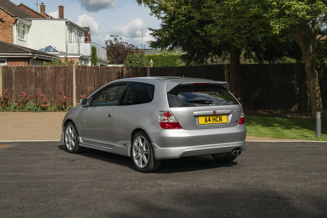 2003 Honda EP3 Civic Type R - Image 5 of 31