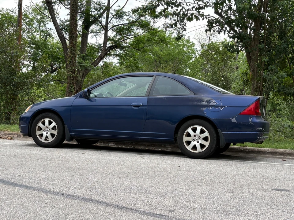 2003 Honda Civic 7th Gen - Image 2 of 10