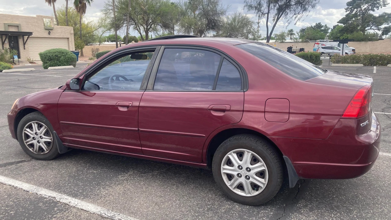 2003 Honda Civic 7th Gen - Image 5 of 21