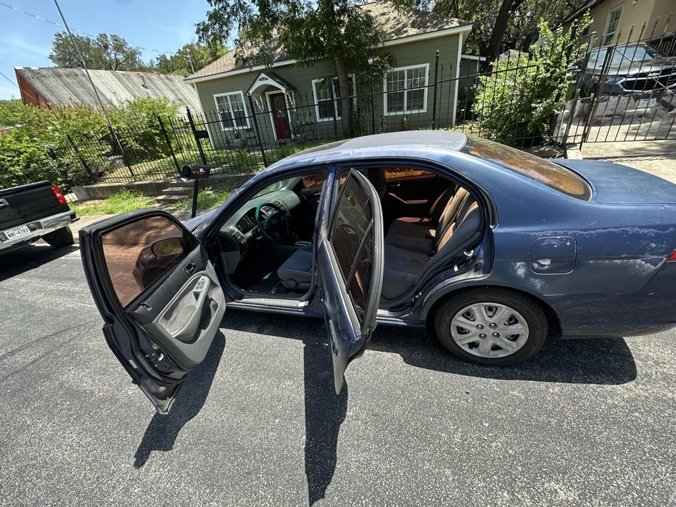 2003 Honda Civic 7th Gen - Image 5 of 13