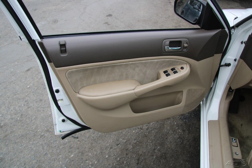 2003 Honda Civic 7th Gen - Image 11 of 21