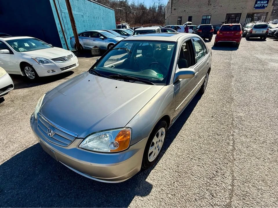 2003 Honda Civic 7th Gen - Image 5 of 13