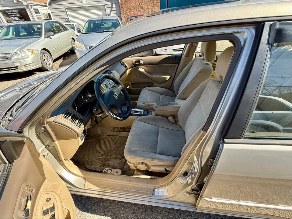 2003 Honda Civic 7th Gen - Image 9 of 13
