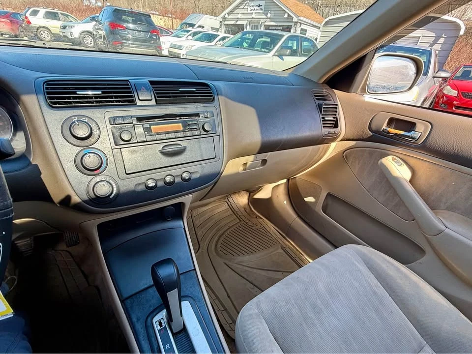 2003 Honda Civic 7th Gen - Image 10 of 13