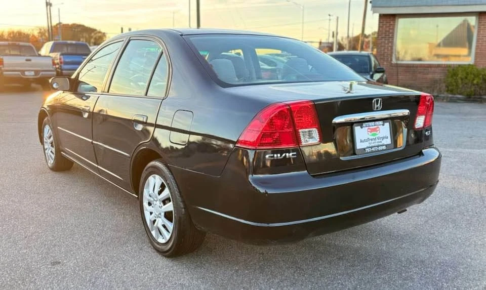 2003 Honda Civic 7th Gen - Image 8 of 18