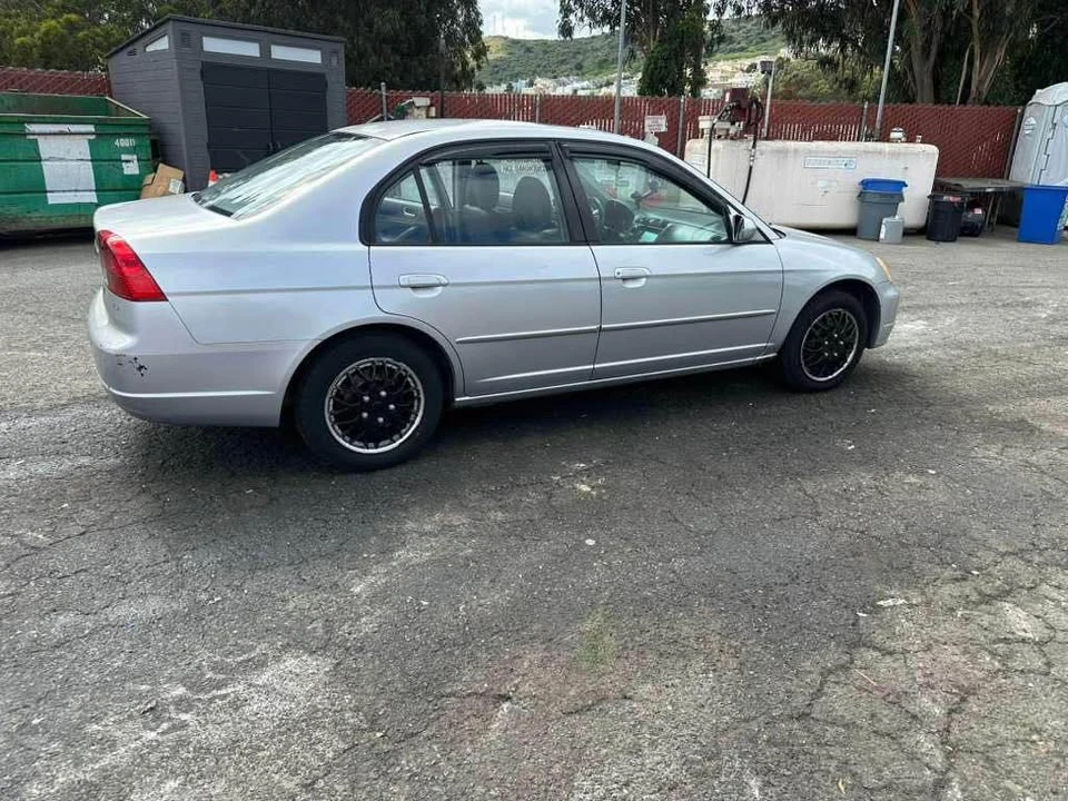 2003 Honda Civic 7th Gen - Image 11 of 18
