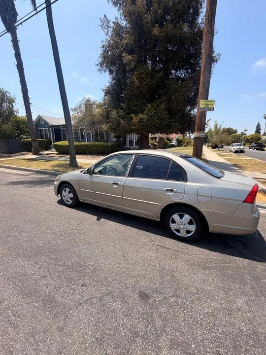 2003 Honda Civic 7th Gen - Image 3 of 8