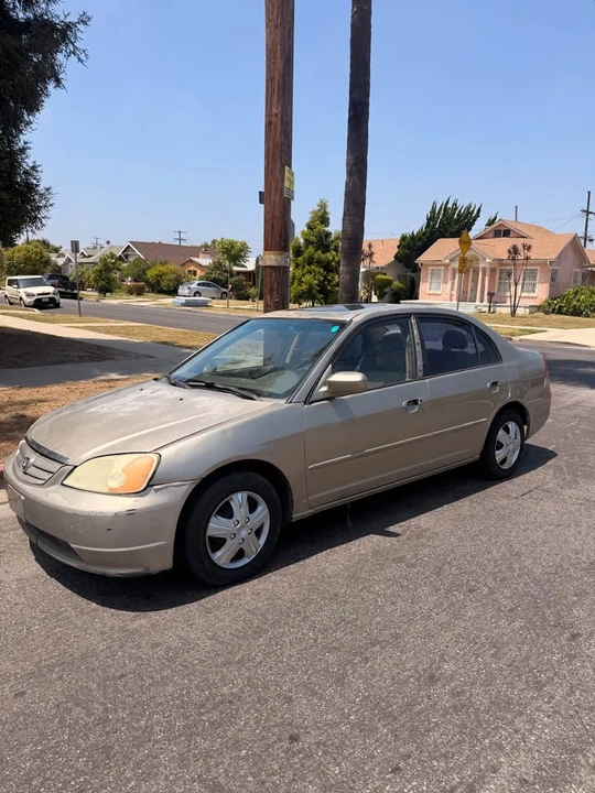 2003 Honda Civic 7th Gen - Image 2 of 7