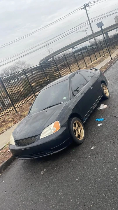 2003 Honda Civic 7th Gen - Image 2 of 6