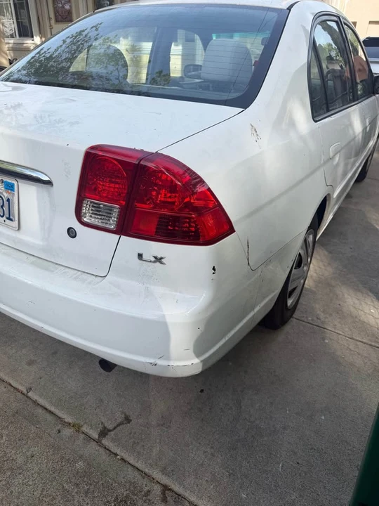 2003 Honda Civic 7th Gen - Image 3 of 11
