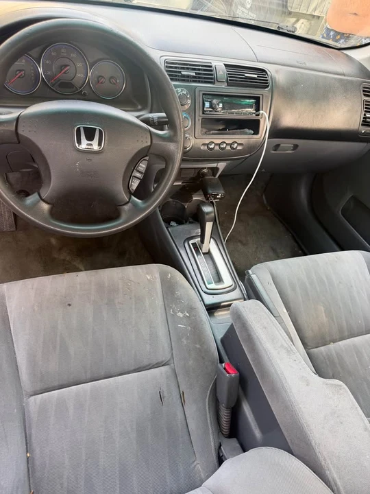 2003 Honda Civic 7th Gen - Image 7 of 11