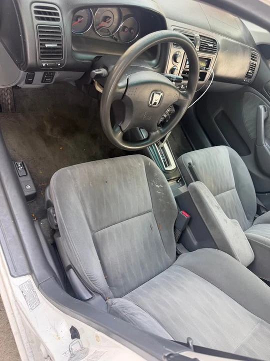2003 Honda Civic 7th Gen - Image 6 of 11