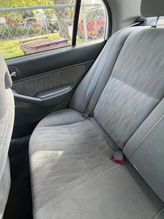 2003 Honda Civic 7th Gen - Image 10 of 11