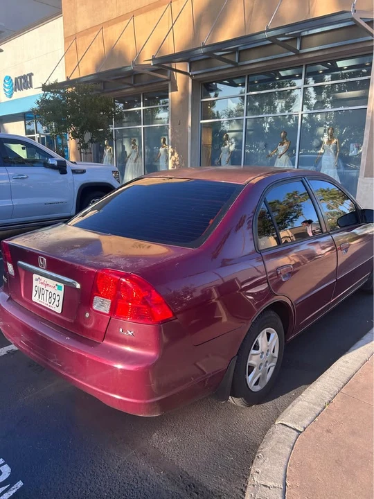 2003 Honda Civic 7th Gen - Image 4 of 12