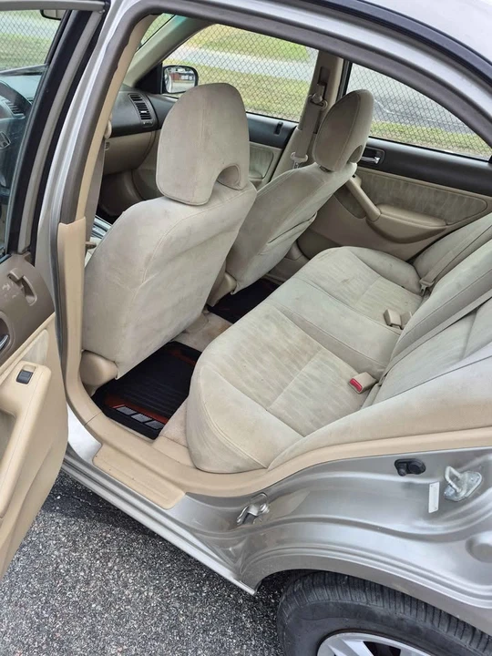 2003 Honda Civic 7th Gen - Image 10 of 11