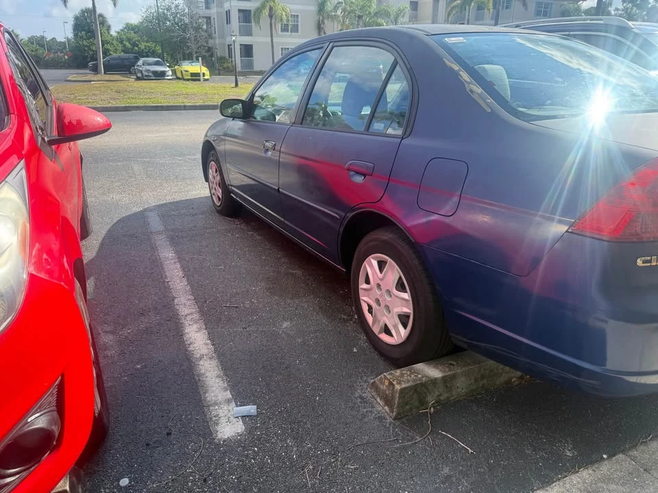 2003 Honda Civic 7th Gen - Image 7 of 9
