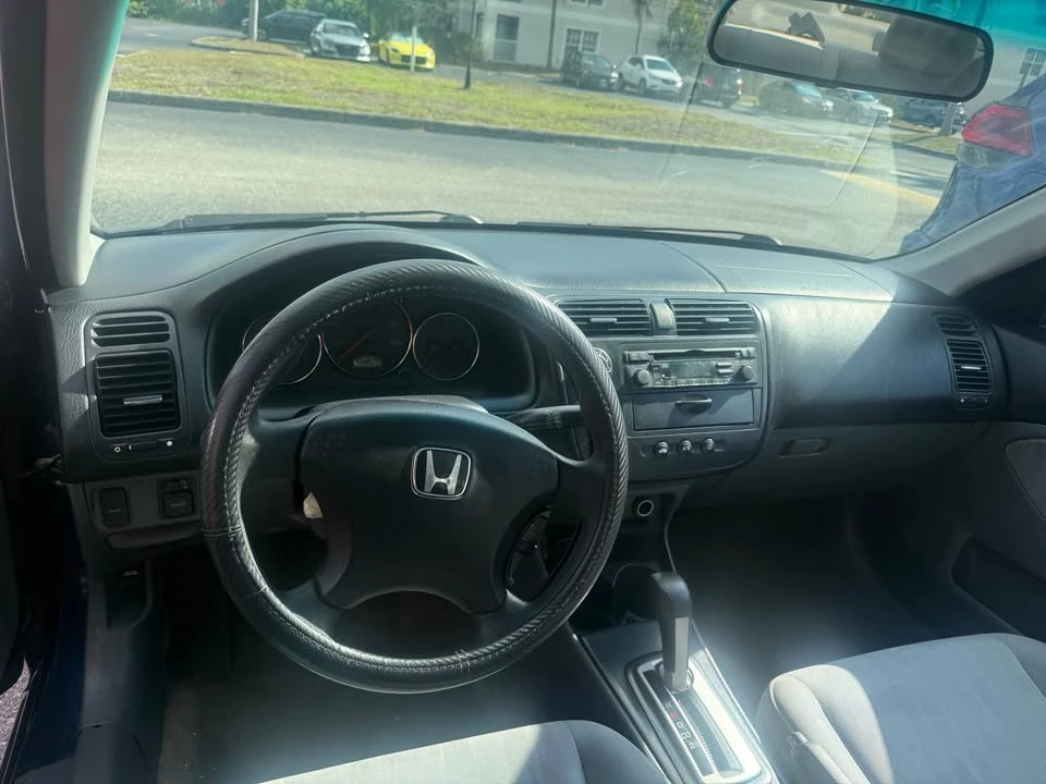 2003 Honda Civic 7th Gen - Image 8 of 9