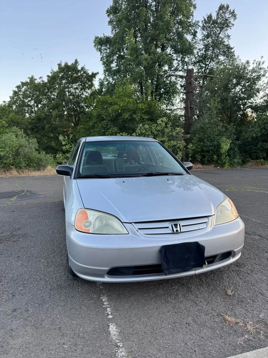 2003 Honda Civic 7th Gen - Image 2 of 8