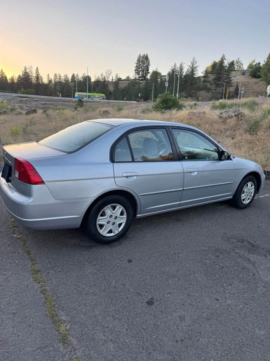 2003 Honda Civic 7th Gen - Image 4 of 8